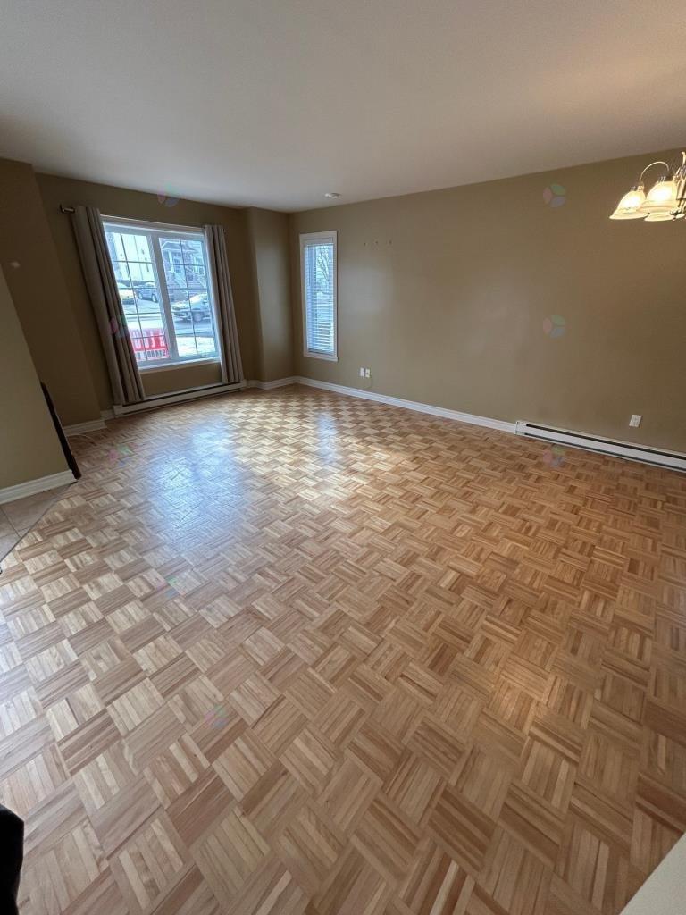 399 Av. De L'étang Property Photo 6
