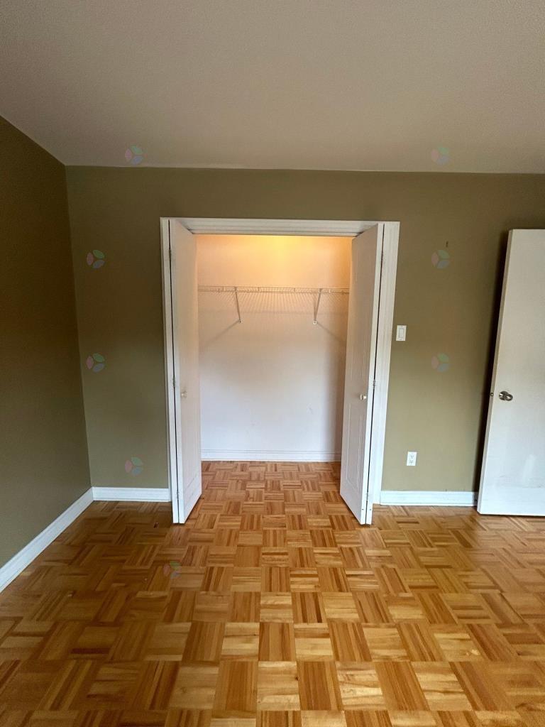 399 Av. De L'étang Property Photo 8