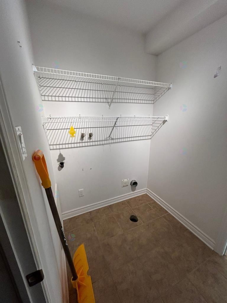 399 Av. De L'étang Property Photo 13