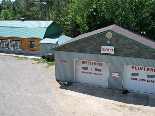 3567 Ch. Brassard Property Photo 1