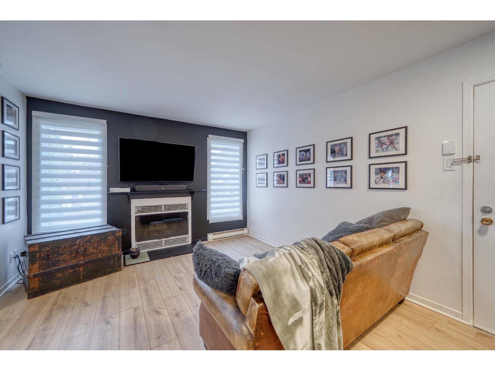 110 Rue Richelieu, #4 Property Photo 5