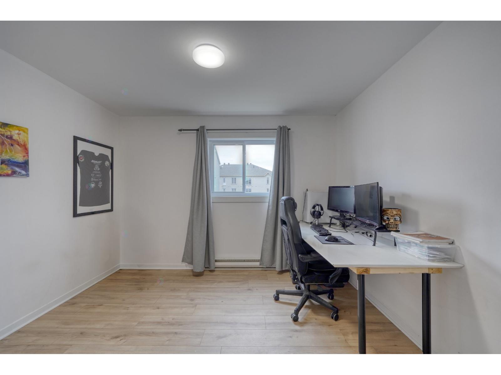 110 Rue Richelieu, #4 Property Photo 20