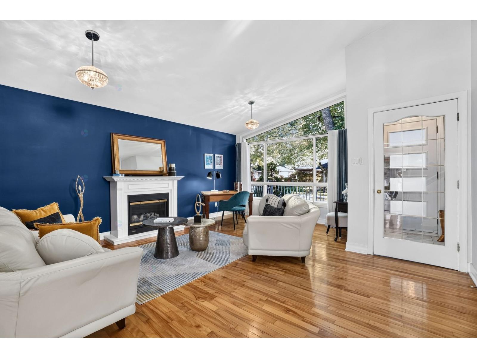 11250 Rue Suzor-coté Property Photo 2
