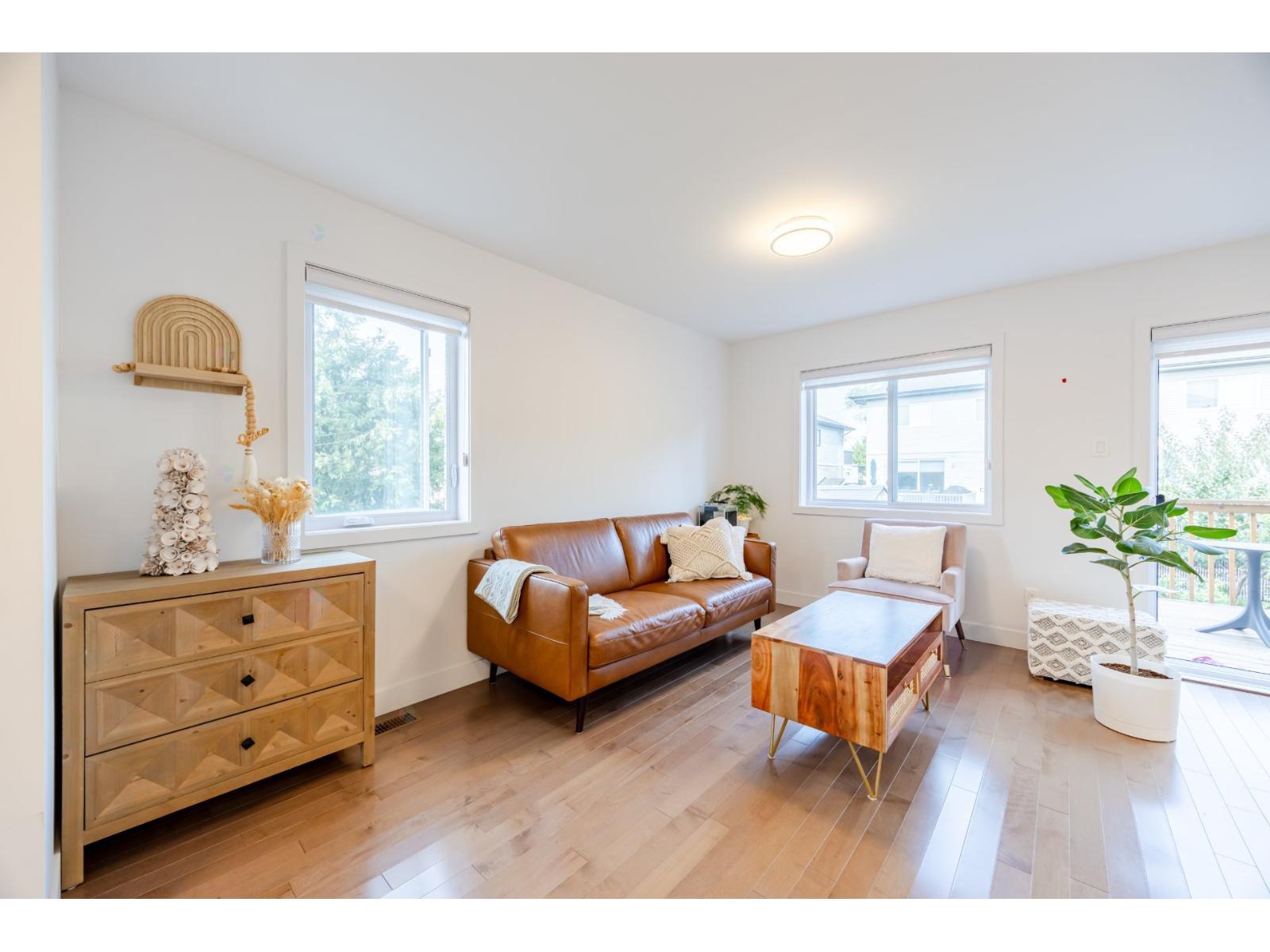 5070 Rue Quevillon Property Photo 8
