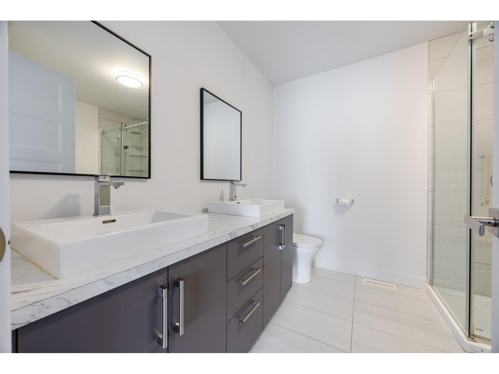 5070 Rue Quevillon Property Photo 30
