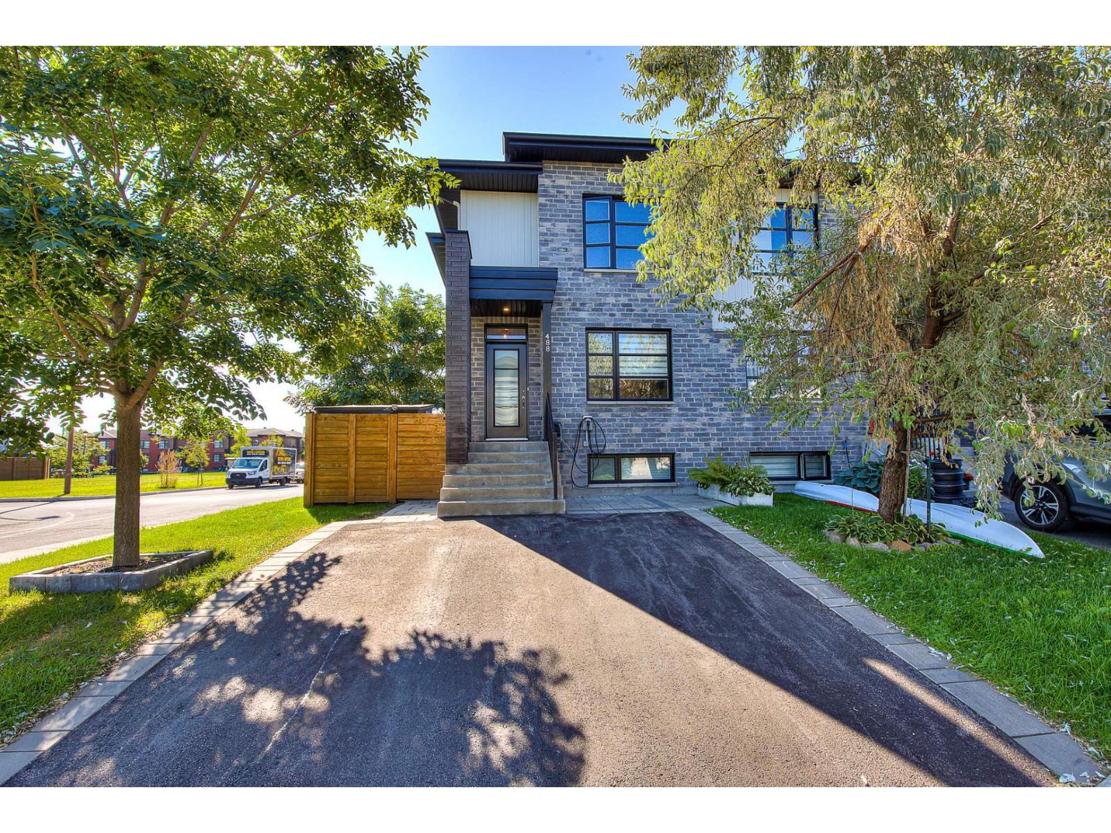 488 Av. André-chartrand Property Photo 1