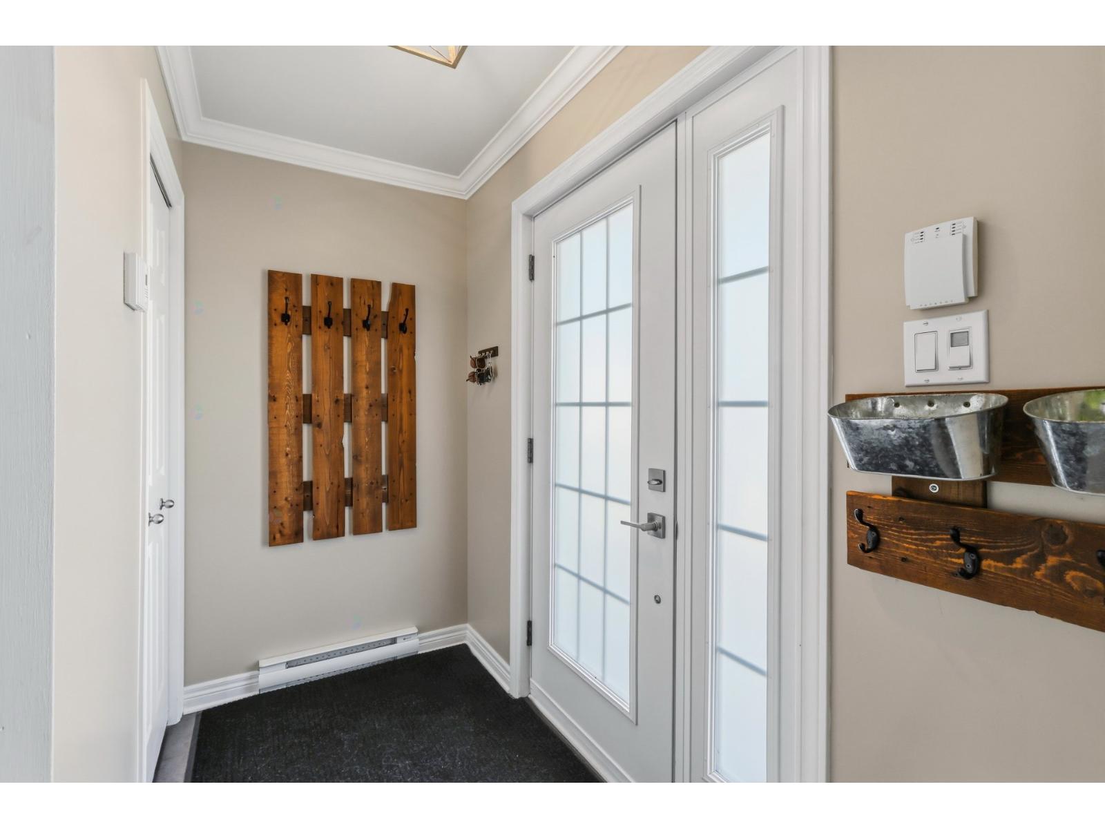6 Rue Du Frère-andré-daoust Property Photo 4