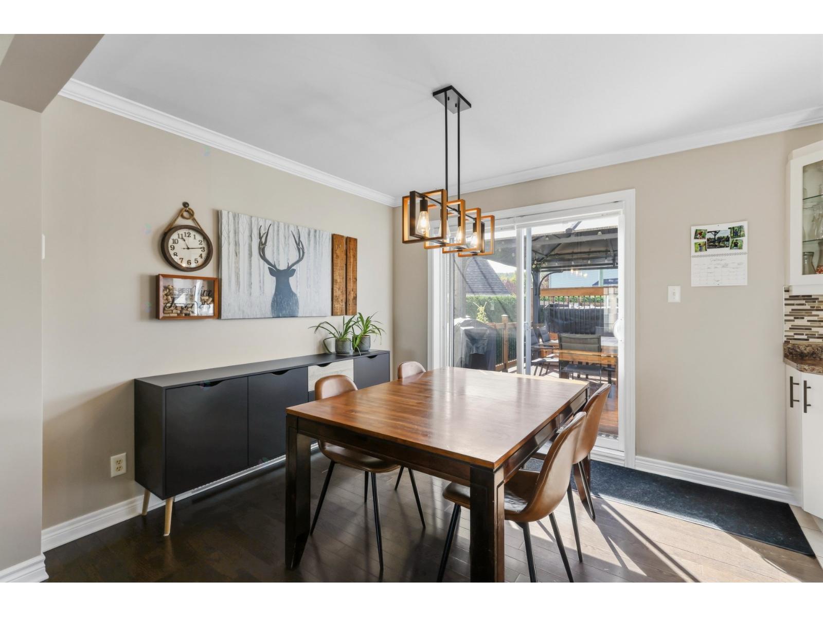 6 Rue Du Frère-andré-daoust Property Photo 8