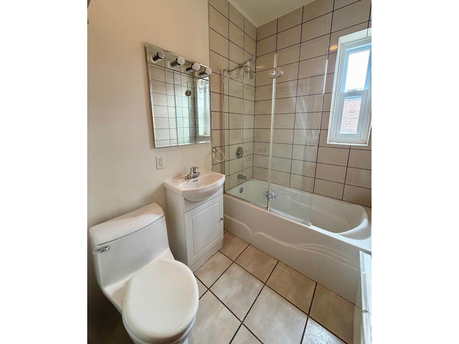 1321 Rue De La Visitation, #8 Property Photo 5