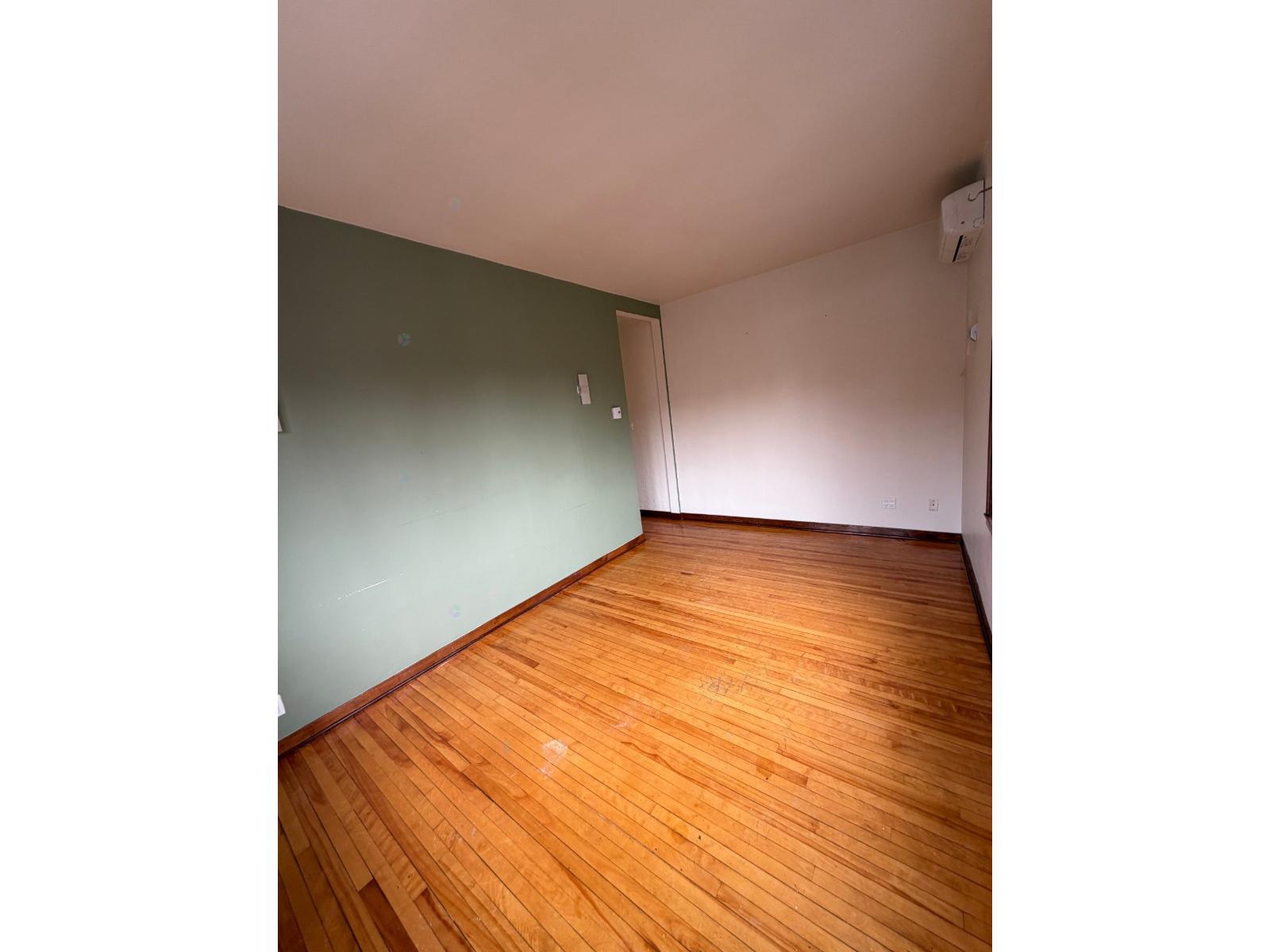 1321 Rue De La Visitation, #8 Property Photo 6
