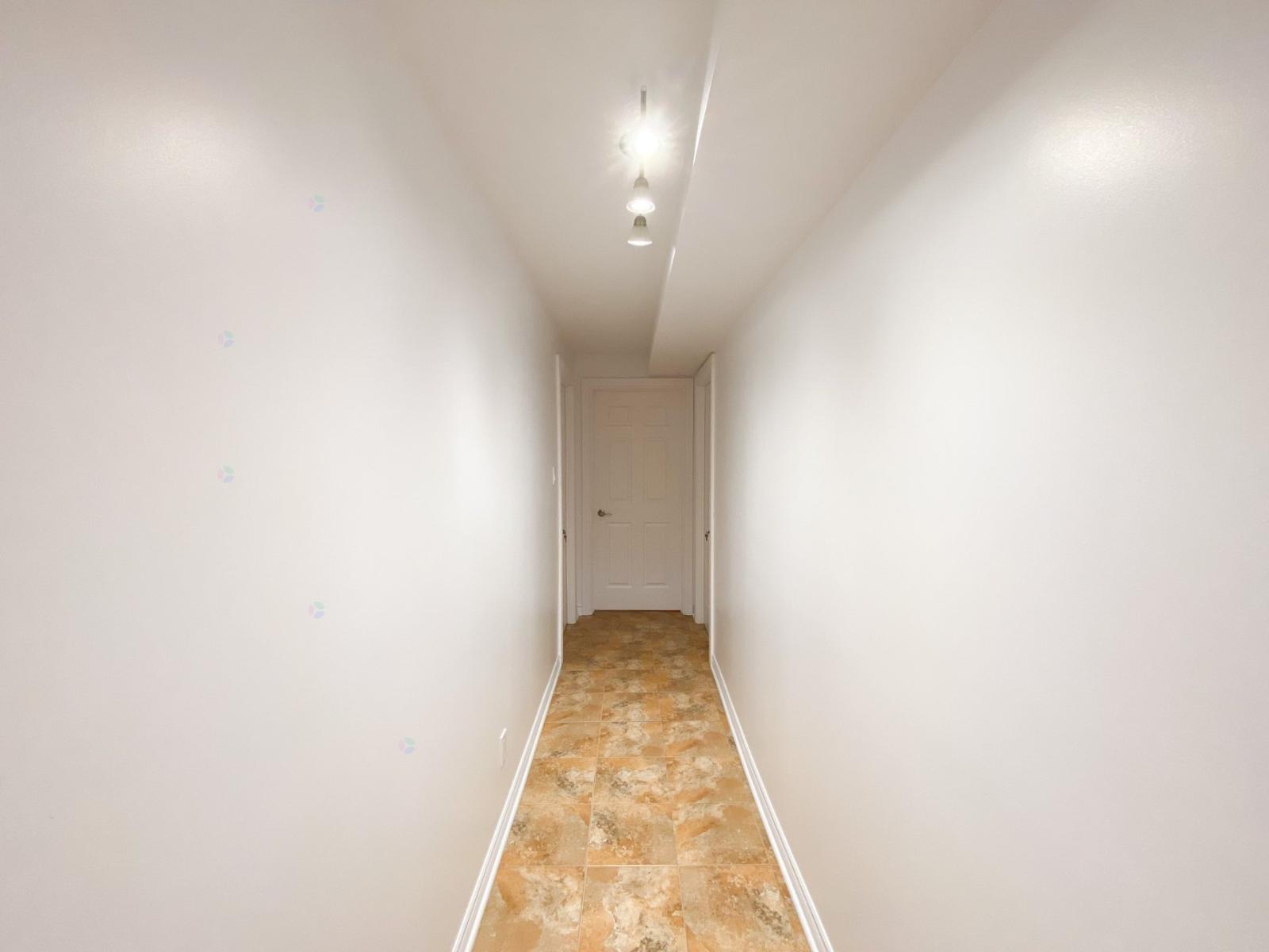 18 Av. Des Faucons Property Photo 4