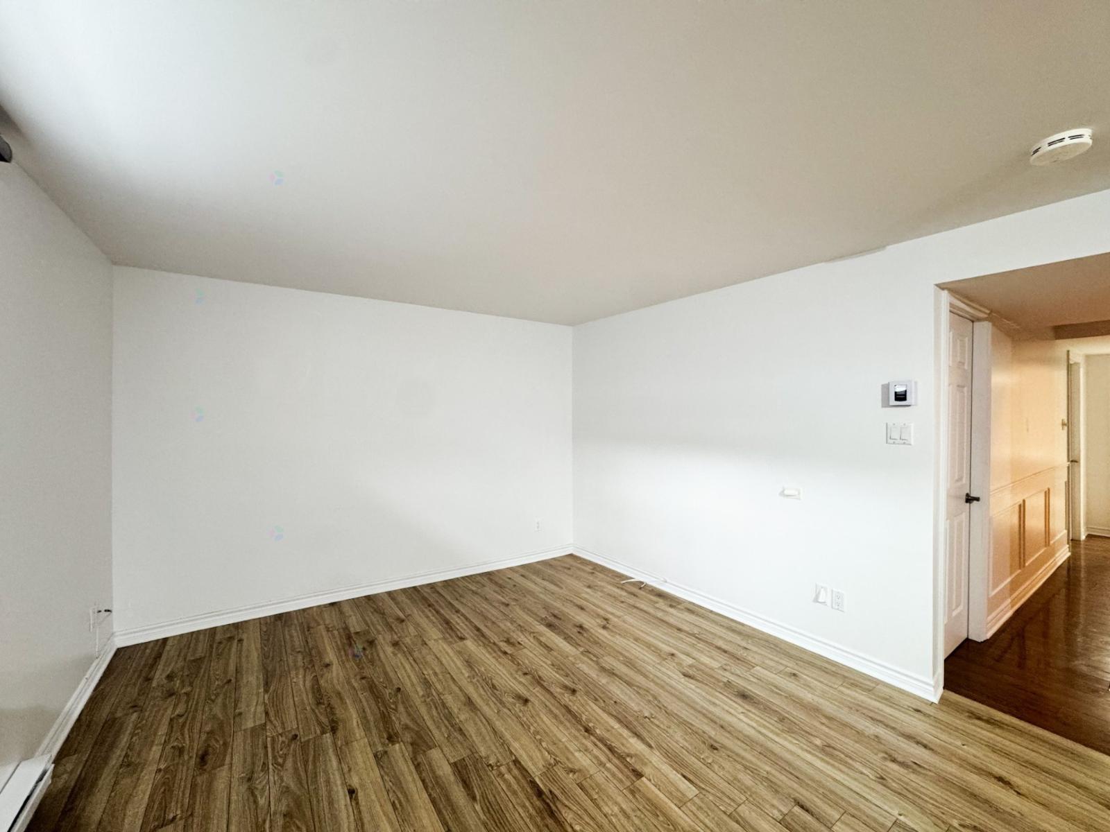 18 Av. Des Faucons Property Photo 7