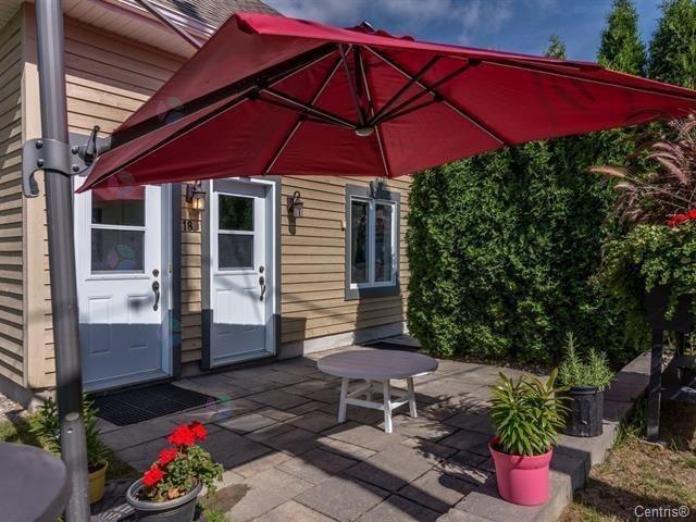 18 Av. Des Faucons Property Photo 16