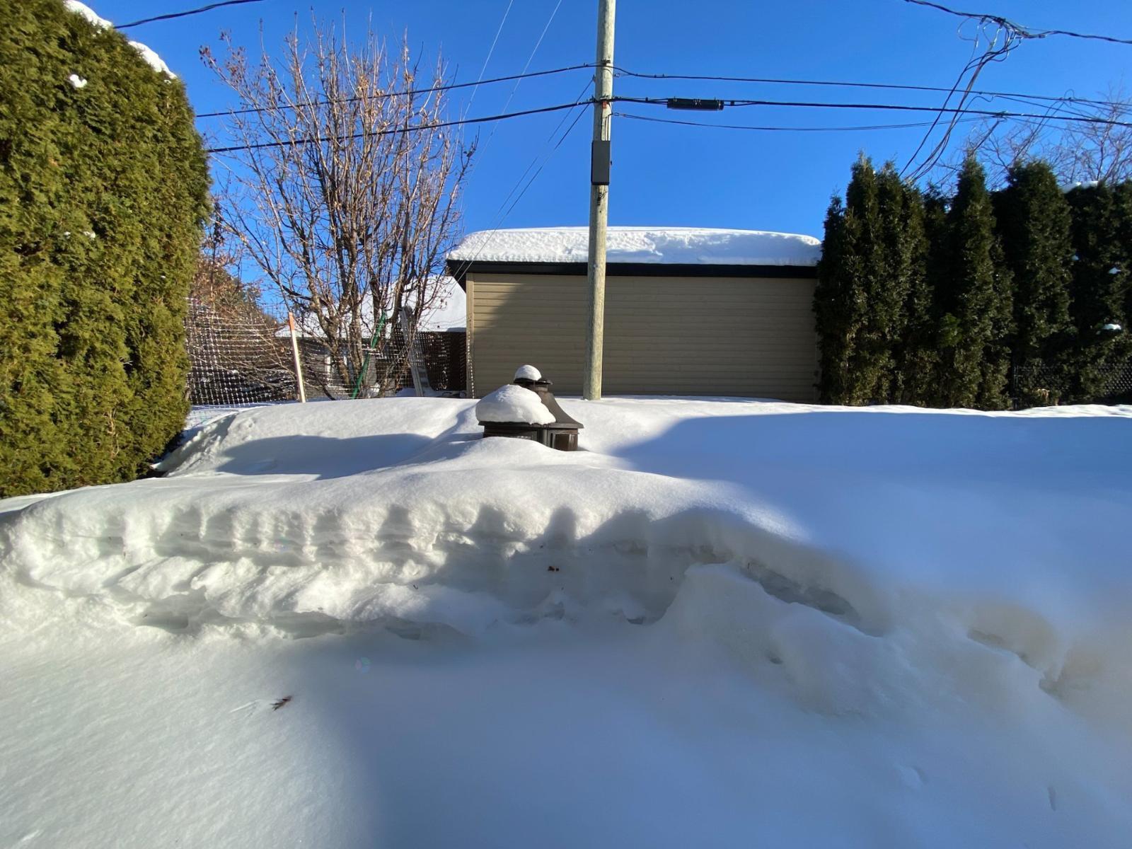 18 Av. Des Faucons Property Photo 17