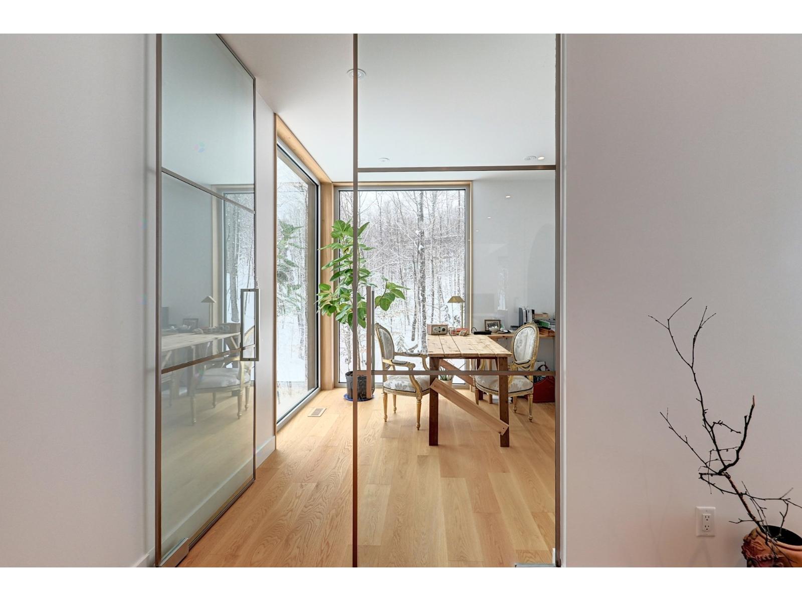 131 Ch. Des Montagnes-vertes Property Photo 10
