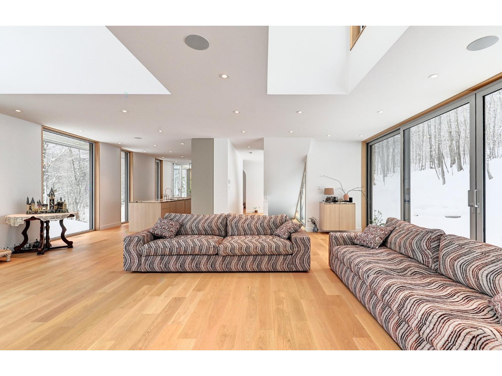 131 Ch. Des Montagnes-vertes Property Photo 14