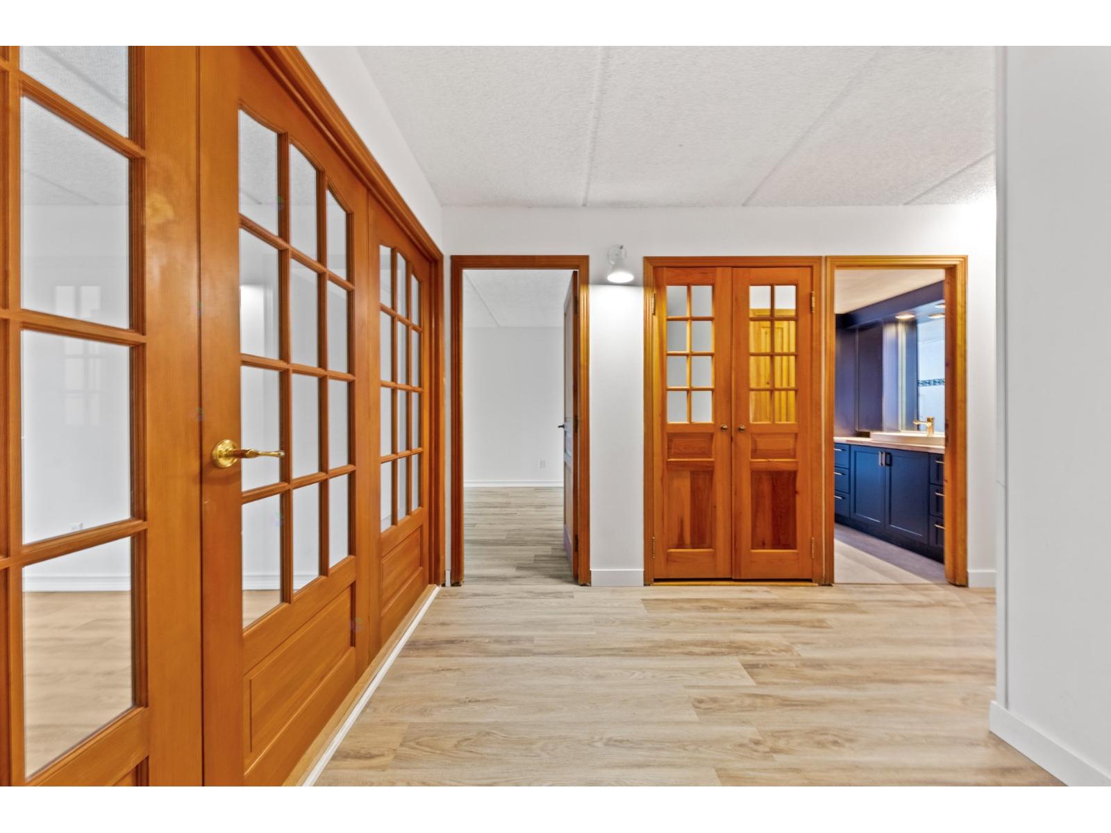 560 Rue St-laurent O., #118 Property Photo 4