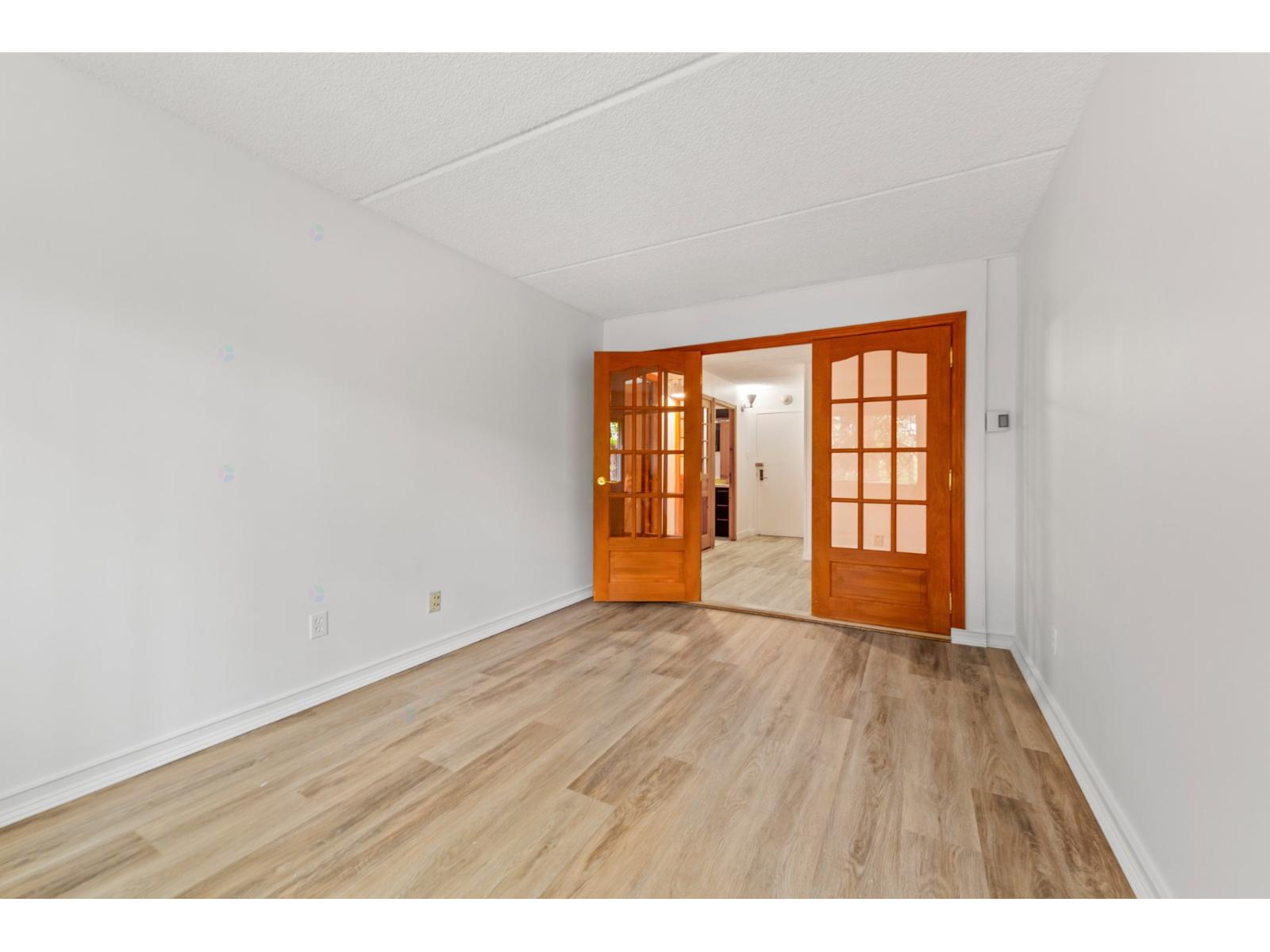 560 Rue St-laurent O., #118 Property Photo 16