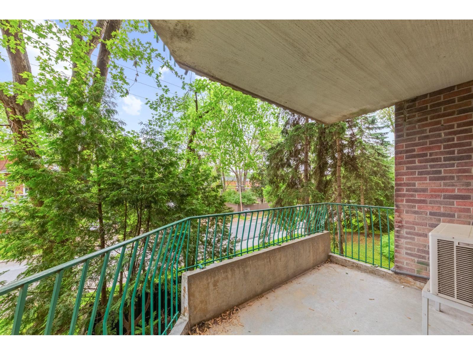 560 Rue St-laurent O., #118 Property Photo 20