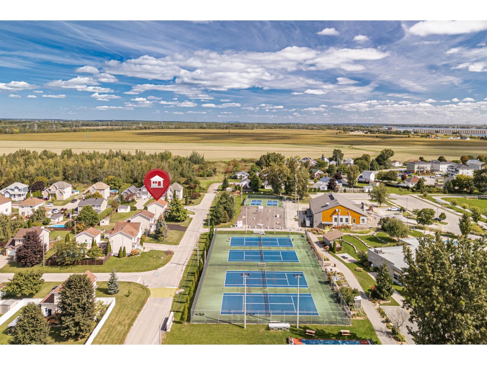 151 Rue Bissonnette Property Photo 41