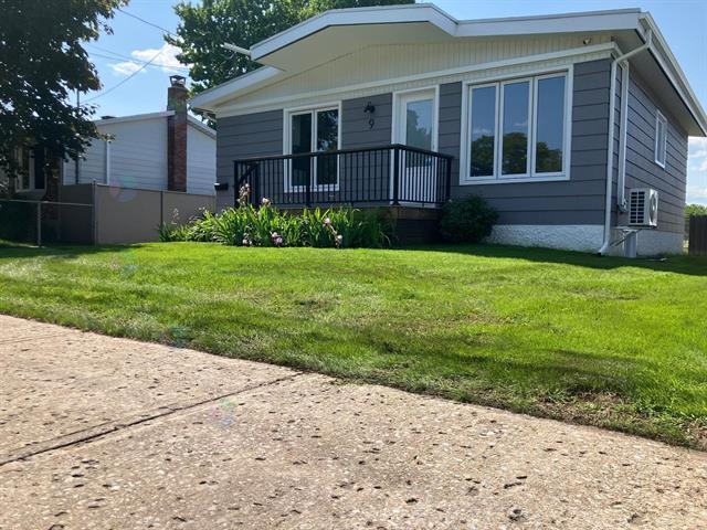 9 Rue Bourret Property Photo