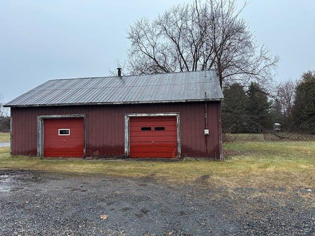 547 Av. Champlain Property Photo 1