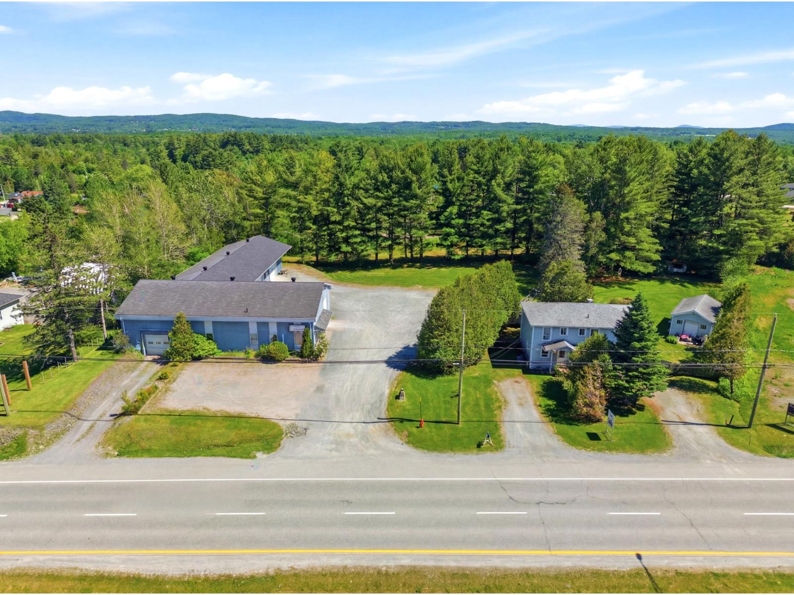 6538z Boul. Bourque Property Photo 1