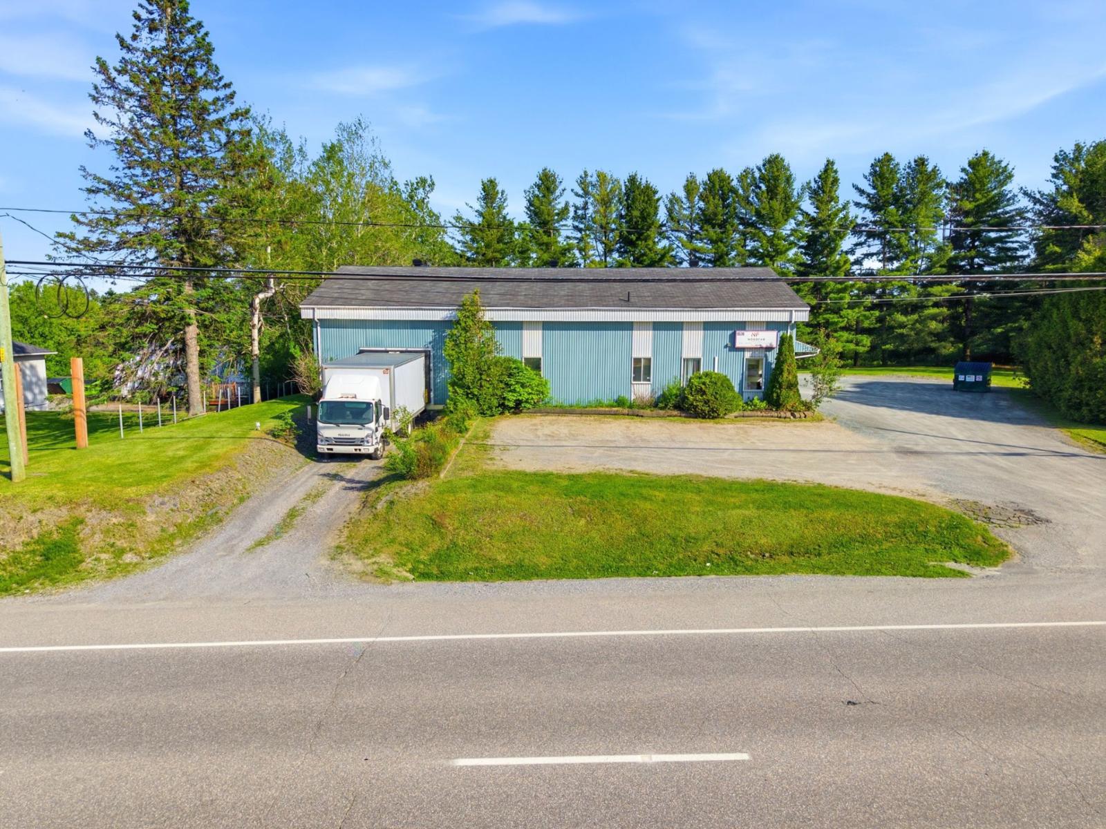 6538z Boul. Bourque Property Photo 3