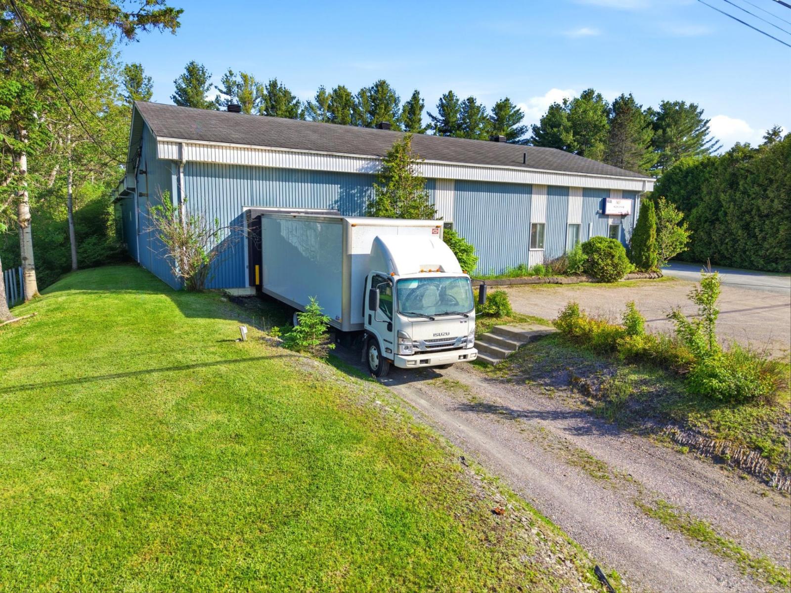 6538z Boul. Bourque Property Photo 5