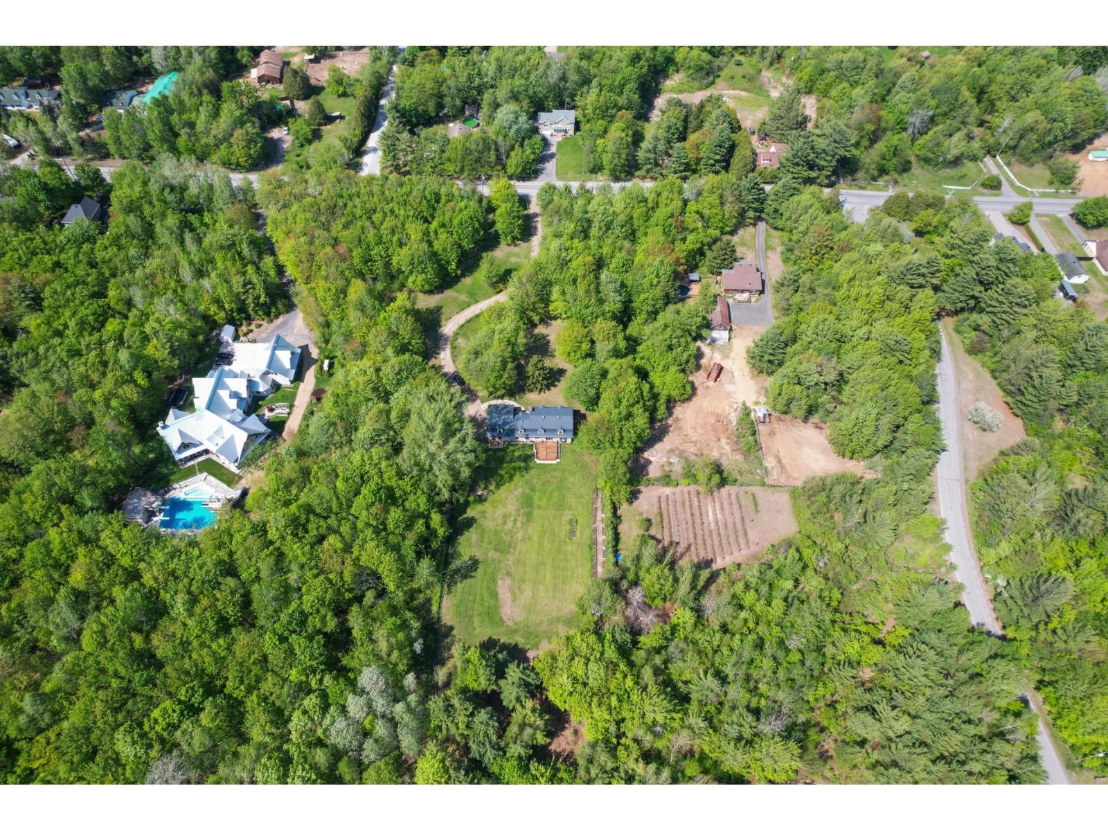 2658 Ch. Ste-angélique Property Photo 1