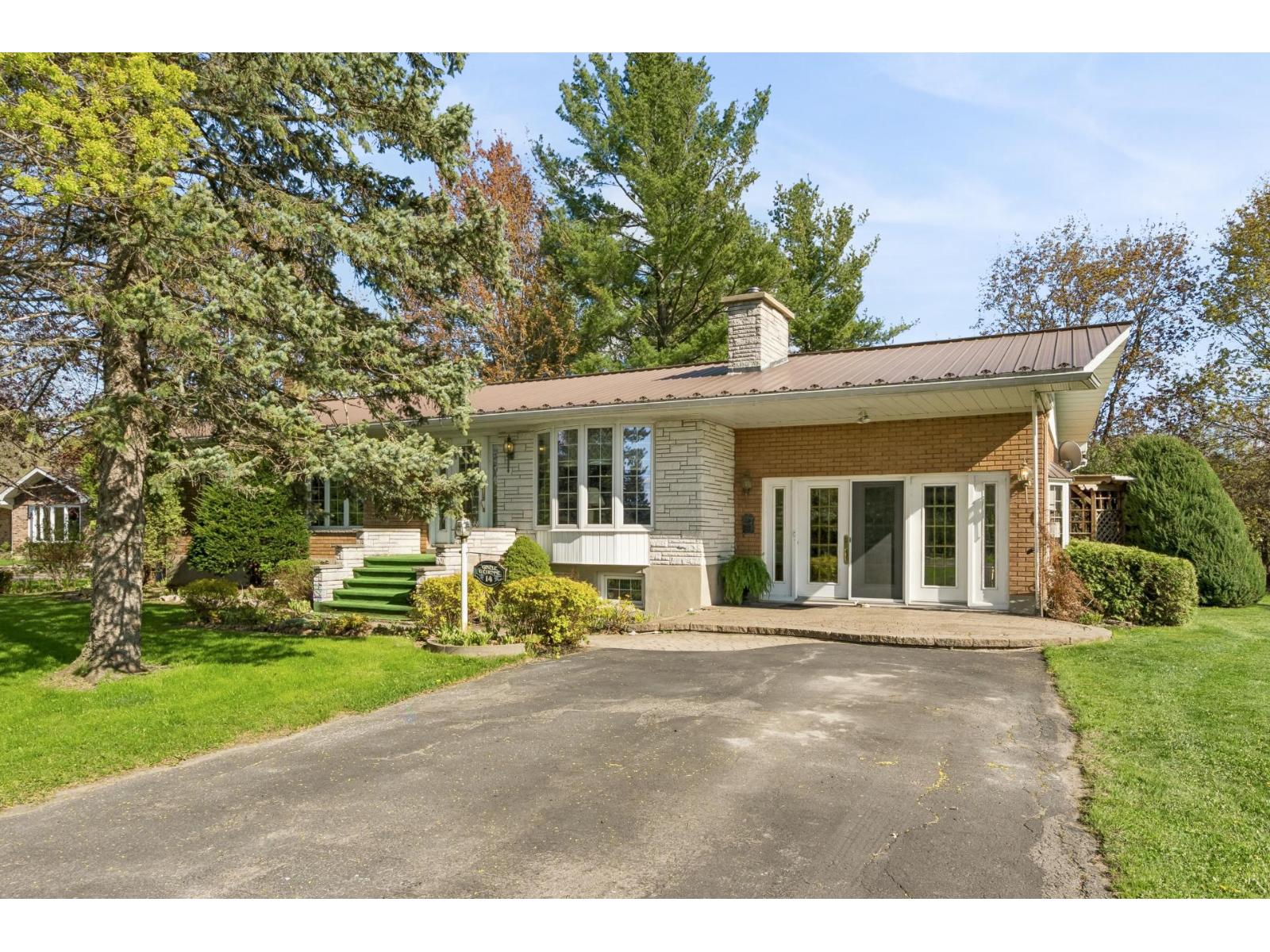 14 Tsse Bruno-Beaulieu Property Photo 1