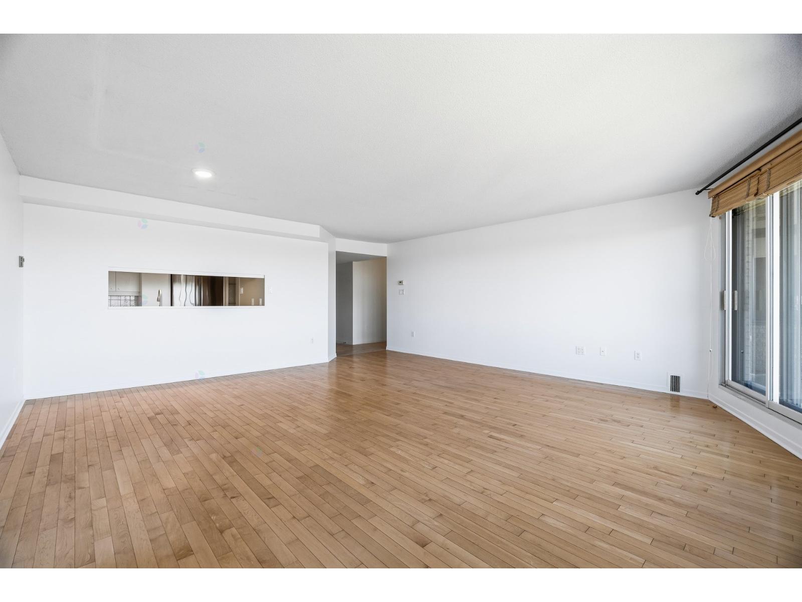 8 Rue Riverside, #1006 Property Photo 13