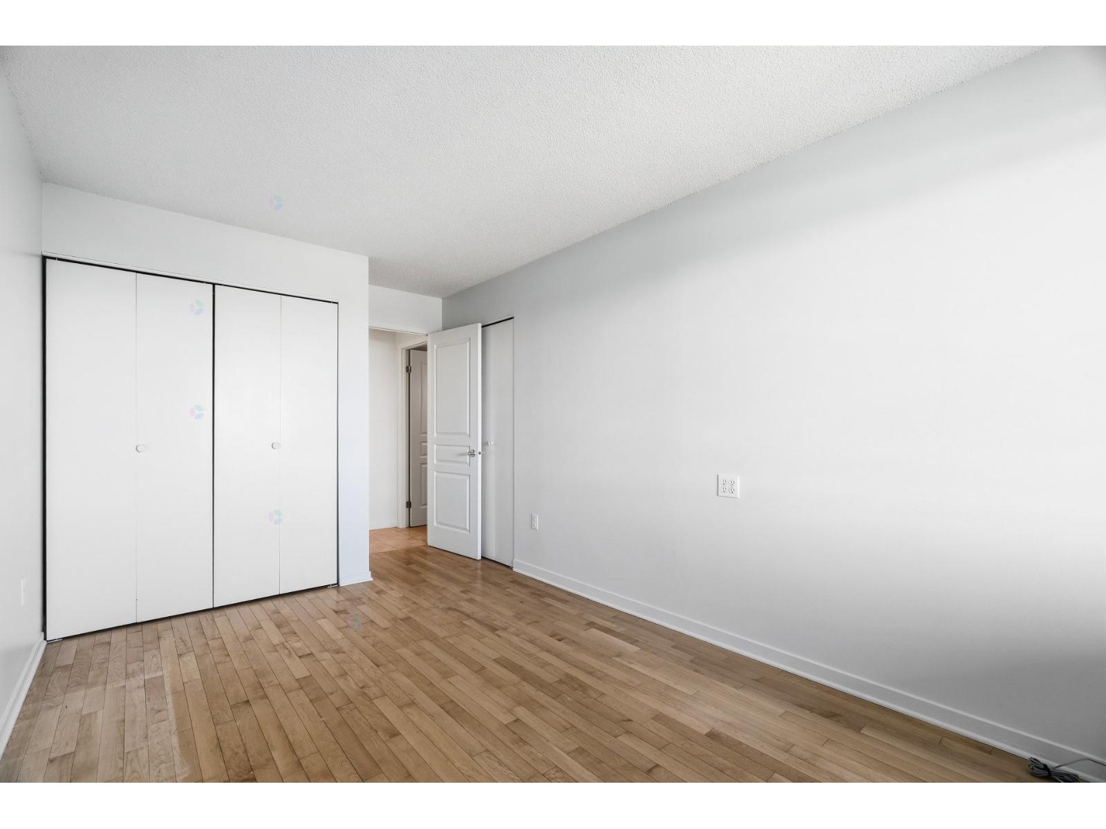 8 Rue Riverside, #1006 Property Photo 23