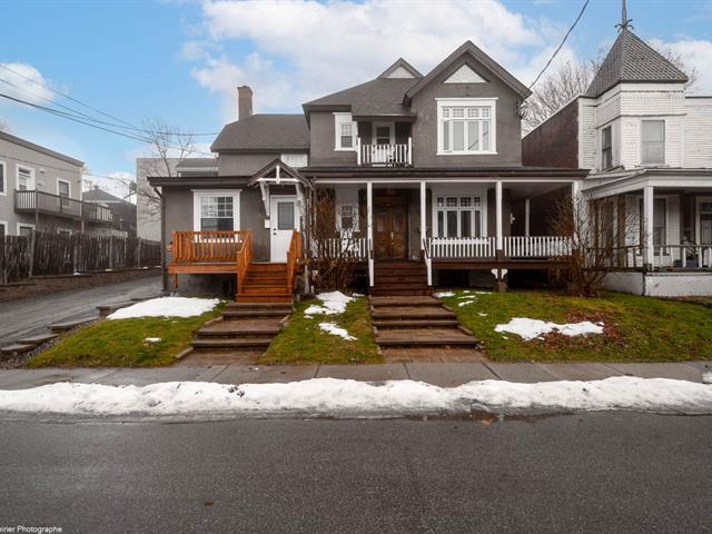 100-120 18e Avenue Property Photo 2