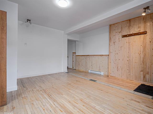100-120 18e Avenue Property Photo 18