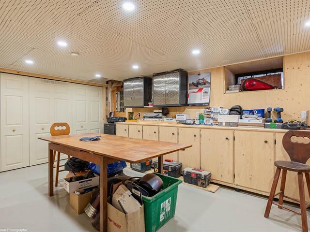 100-120 18e Avenue Property Photo 22