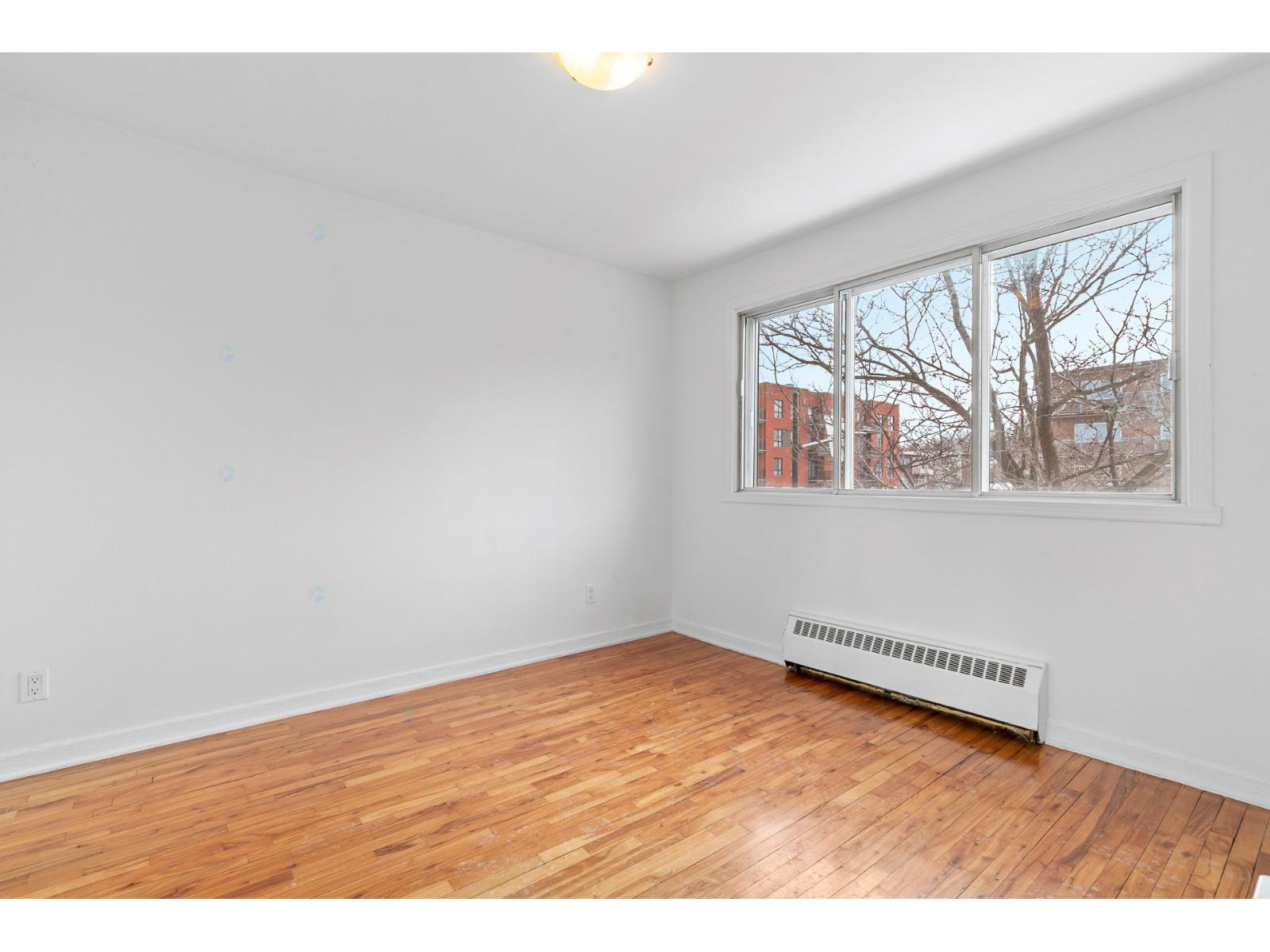 2185 Boul. Henri-bourassa E., #304 Property Photo 2