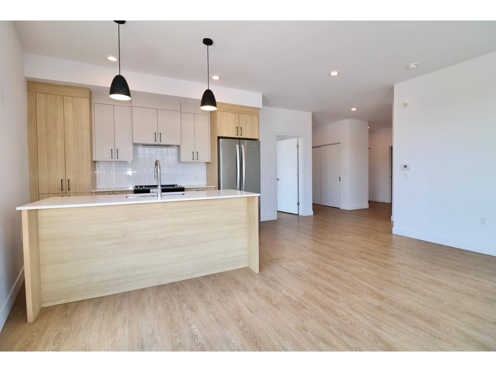 260 Rue Émond, #406 Property Photo 2