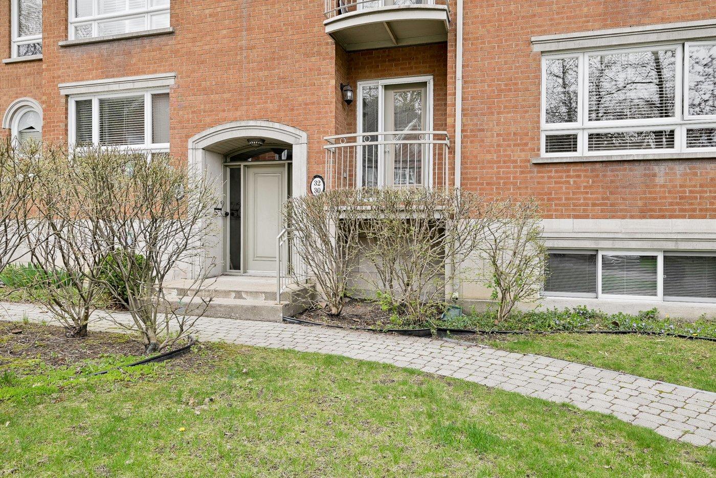 30 Place Le Marronnier Property Photo 2