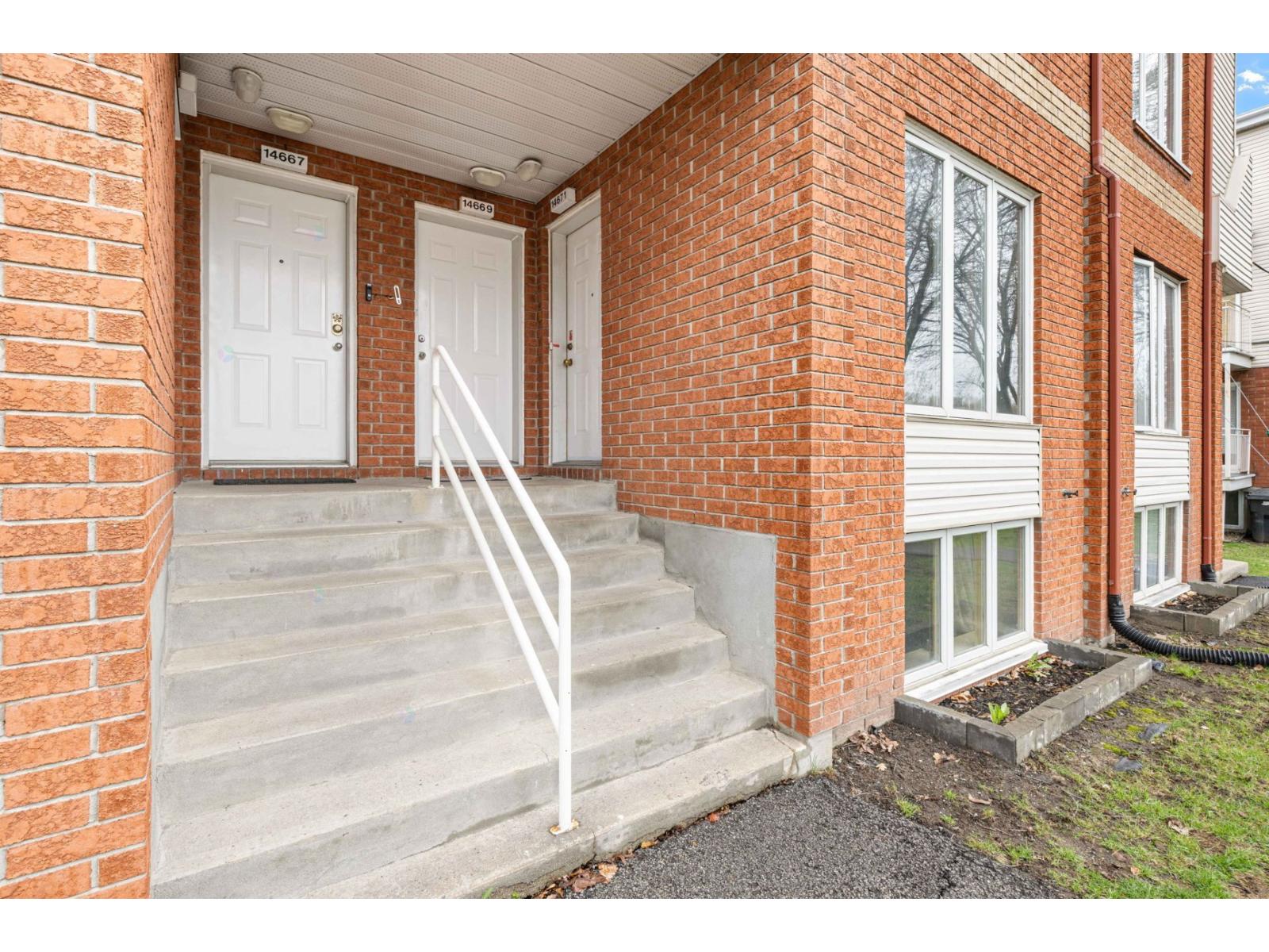 14671 Rue Sherbrooke E. Property Photo 3