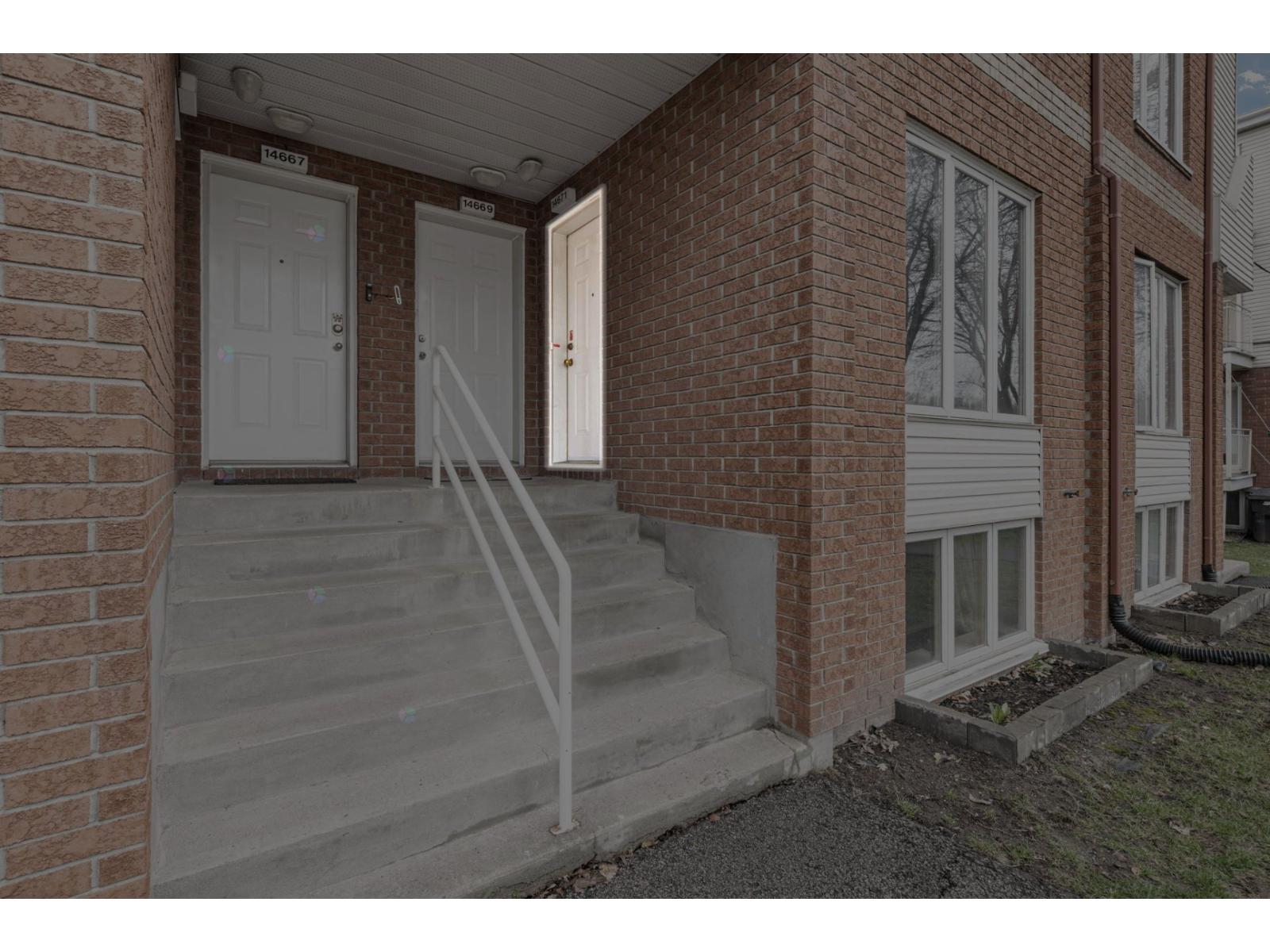 14671 Rue Sherbrooke E. Property Photo 4