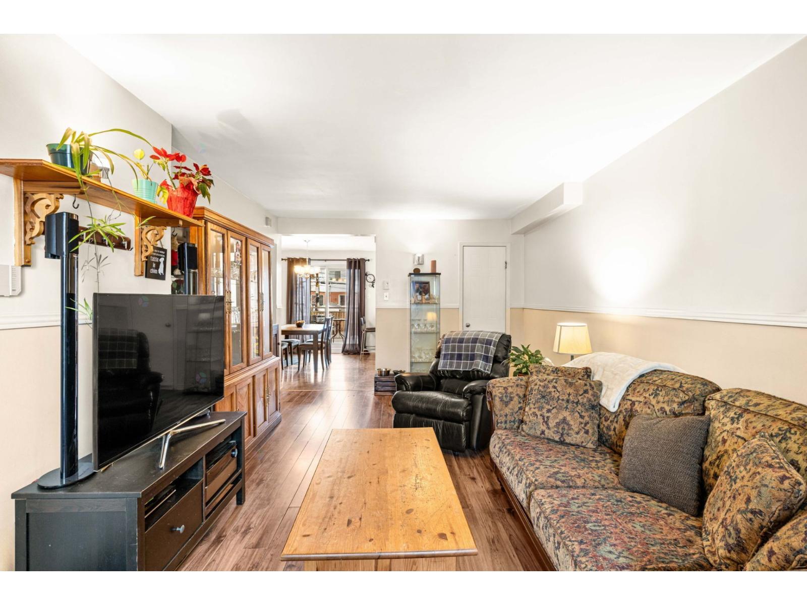 14671 Rue Sherbrooke E. Property Photo 6