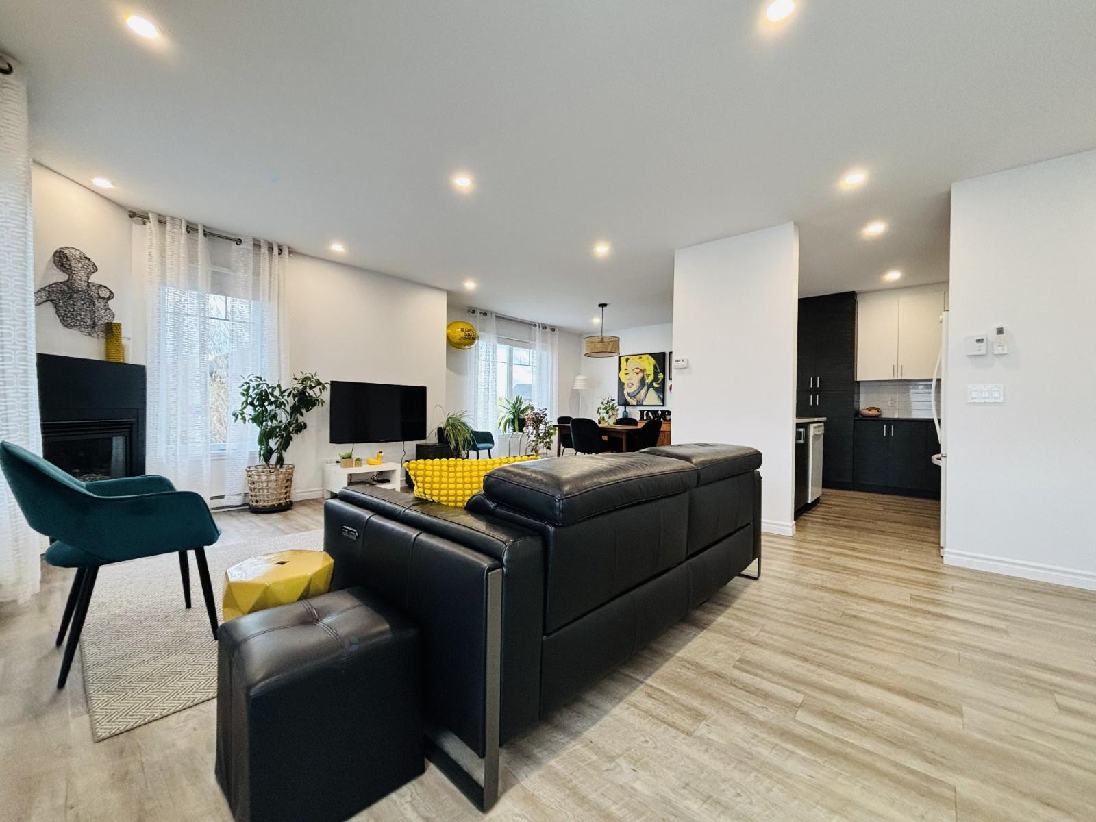 1083 Rue Albert-Charpentier