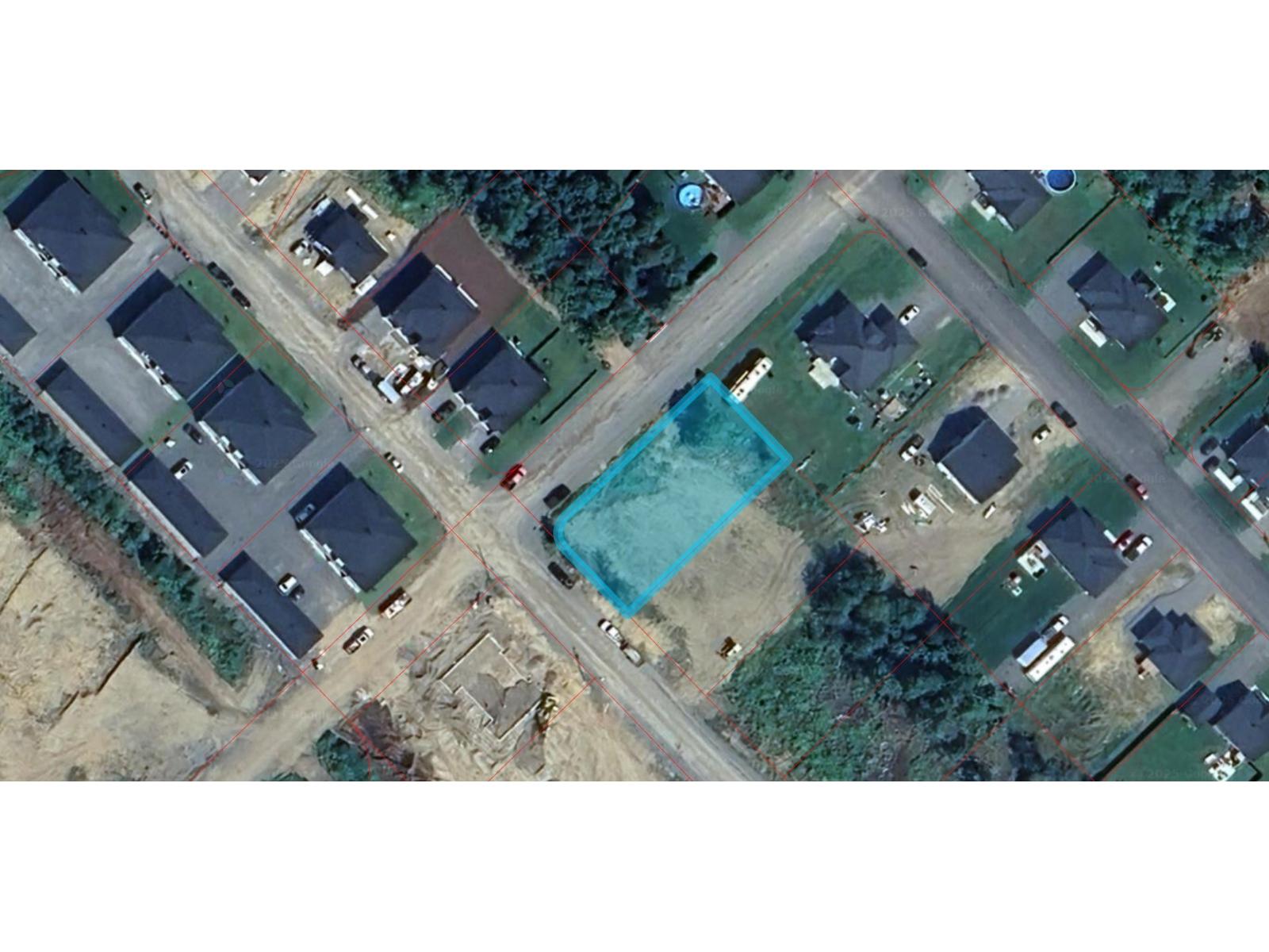 Rue Gagnon Property Photo 2
