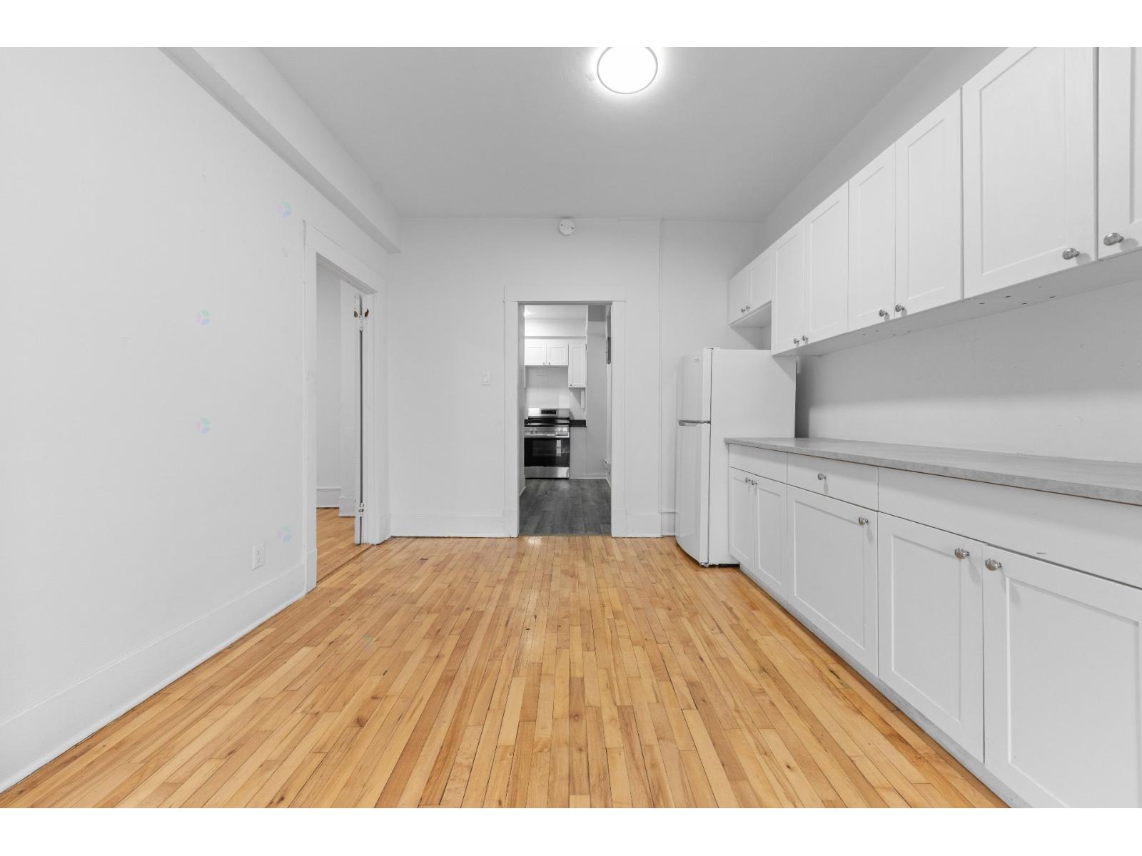 5217 Rue Sherbrooke O., #56 Property Photo 4