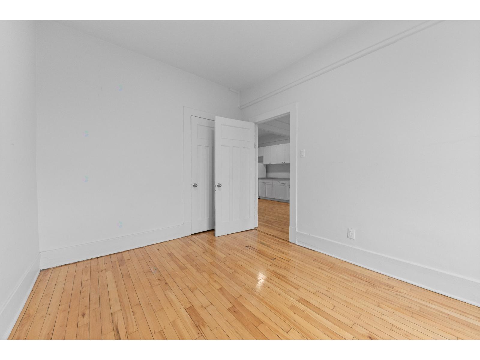 5217 Rue Sherbrooke O., #56 Property Photo 17