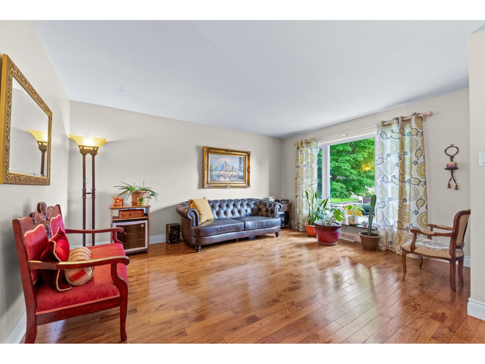 293 Rue Pépin Property Photo 11