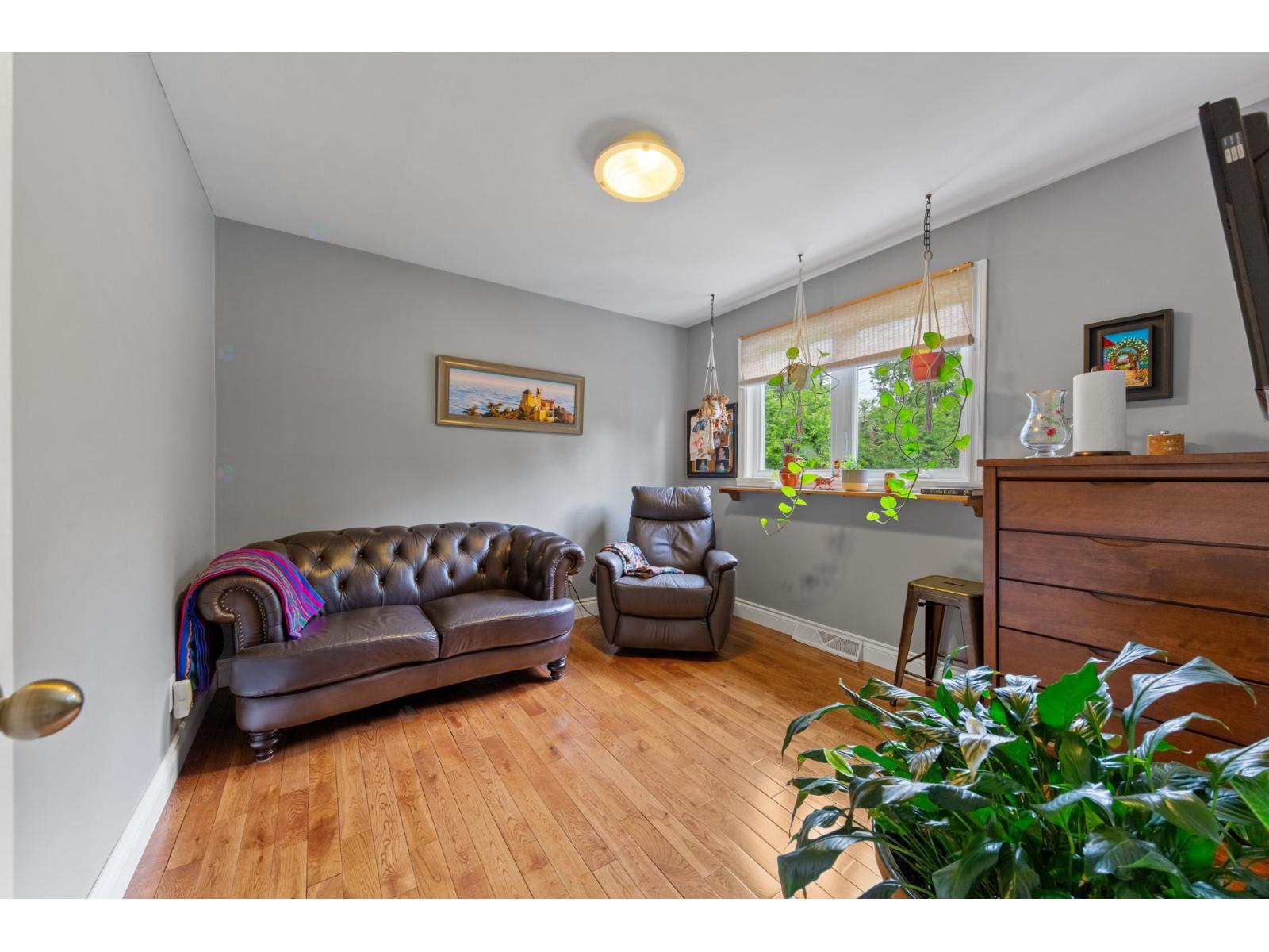 293 Rue Pépin Property Photo 17