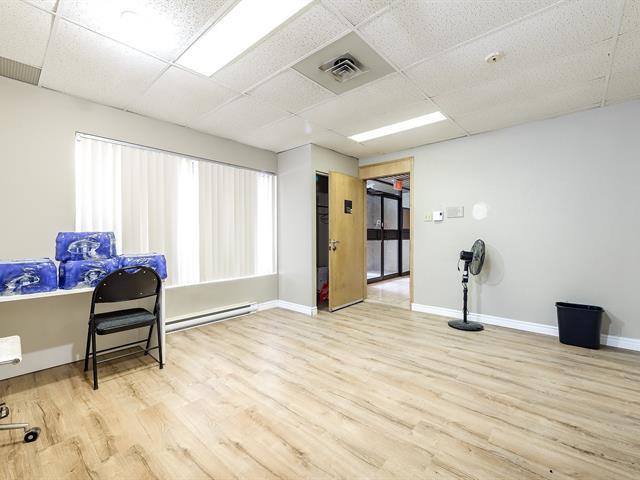 600 Rue Sherbrooke E., #100-a Property Photo 6