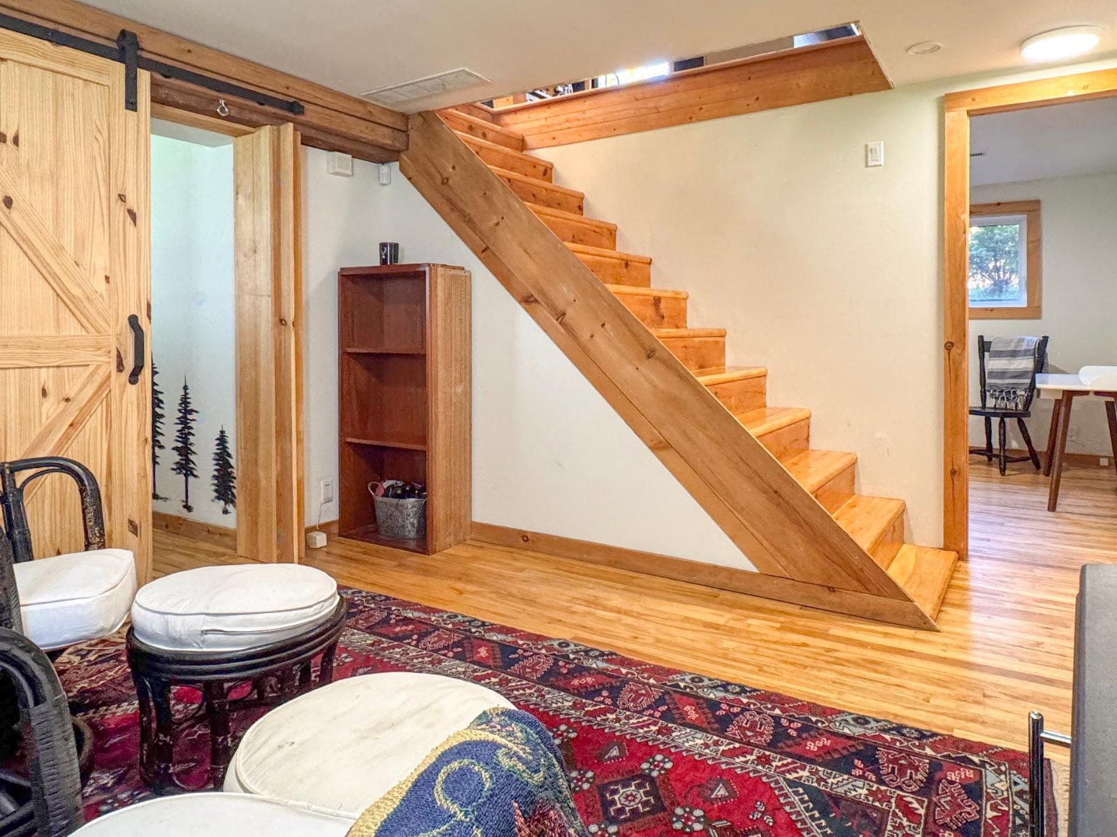 747 Rue Mount Property Photo 30
